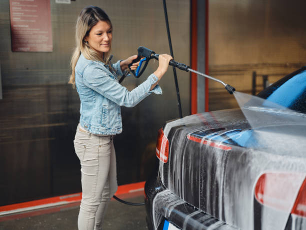 Best Garage Pressure Washing  in Burns, OR